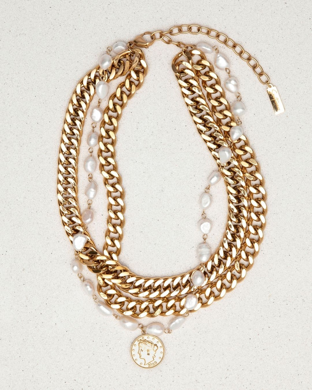 Freshwater Pearl Aragon Necklace