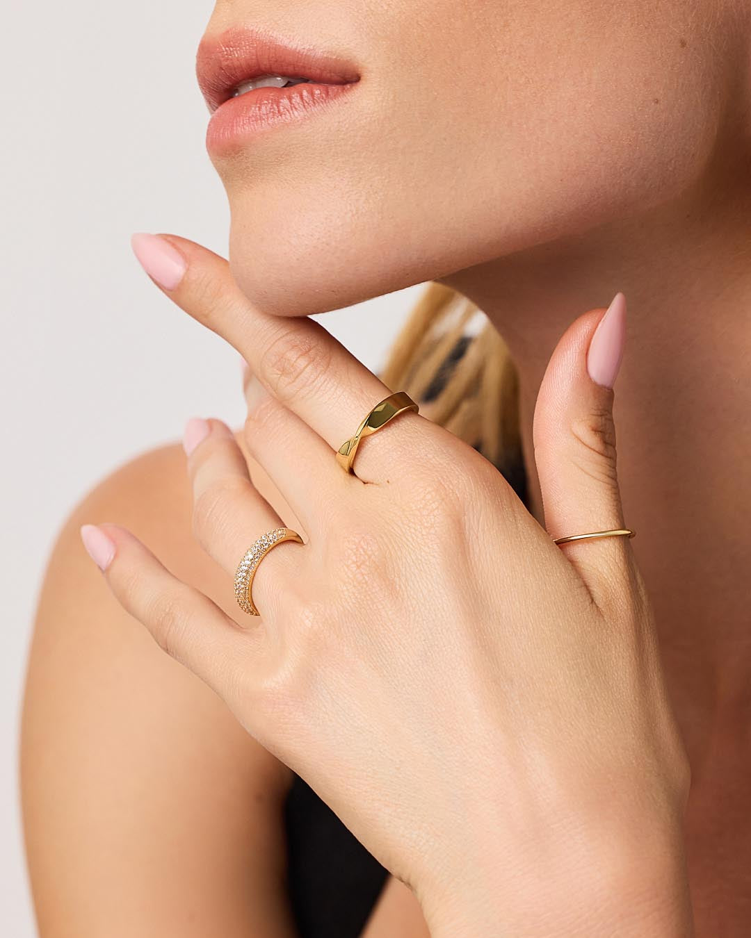 Gold Band Ring - Eliora