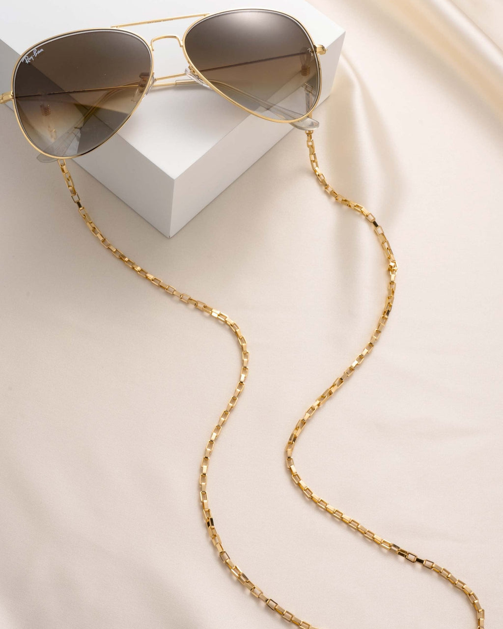 Golden Rays Rectangle Eyeglass Chain