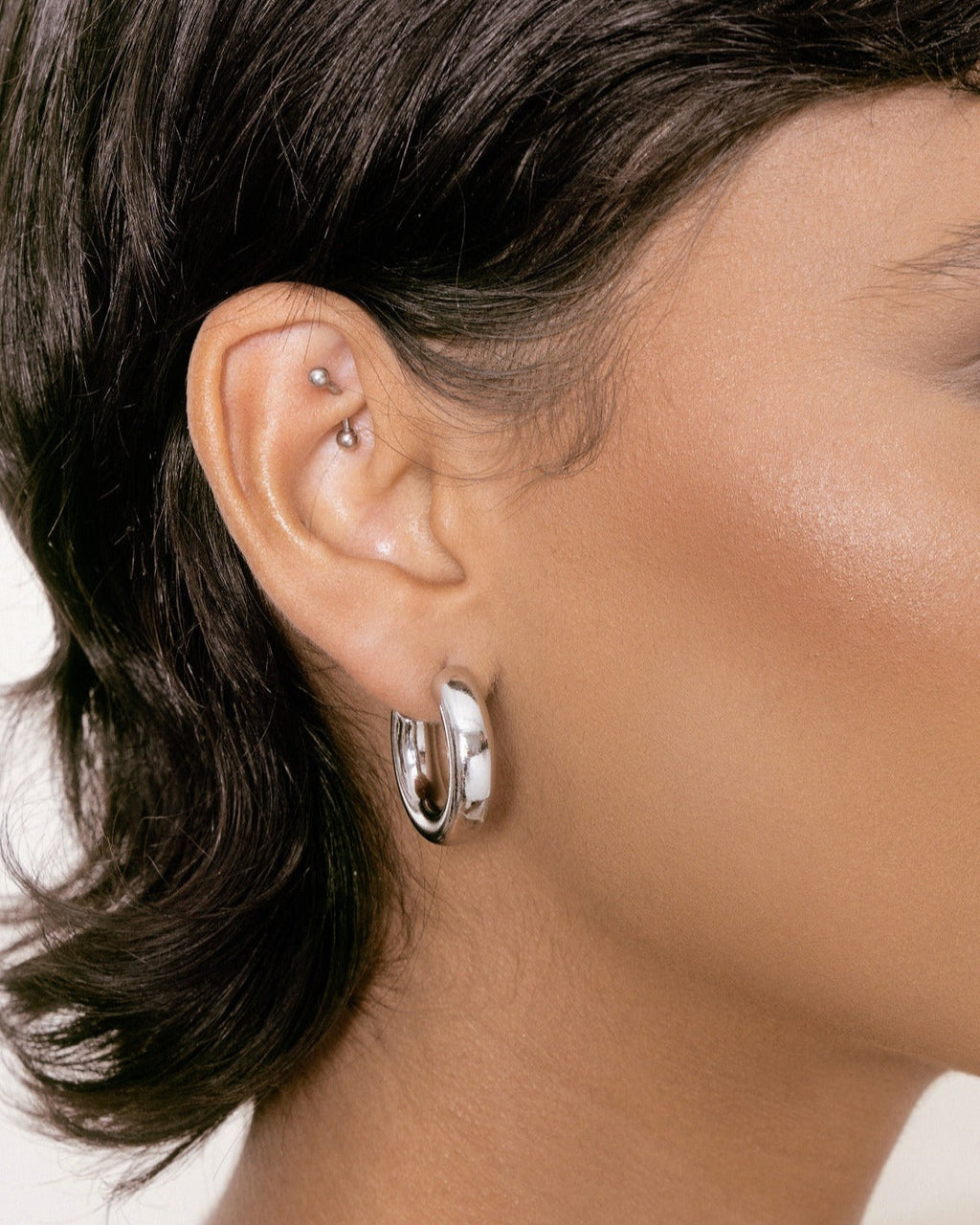 Small Thick Classic Hoops