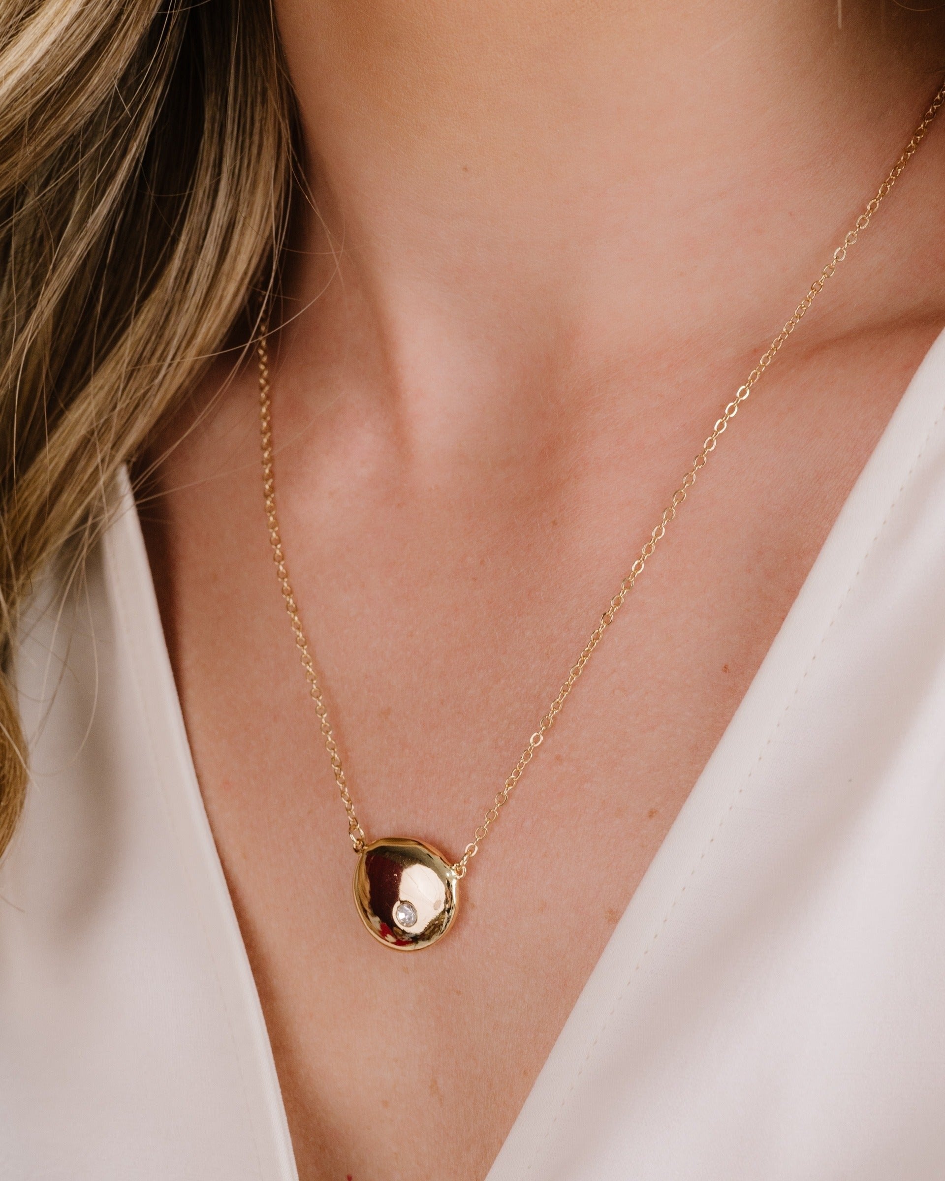 Polished Pebble Pendant Necklace