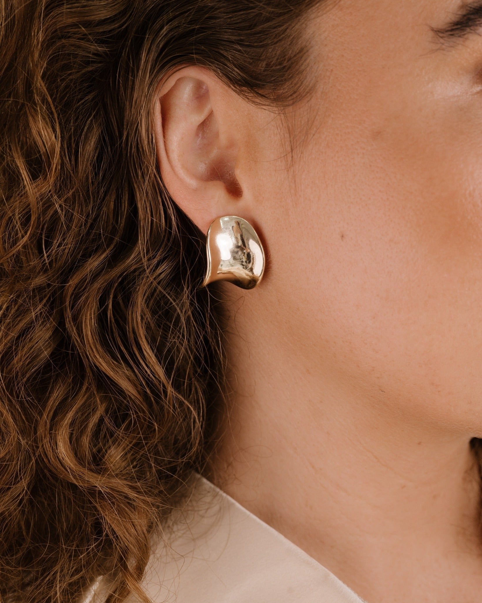 Curved Stud Earrings