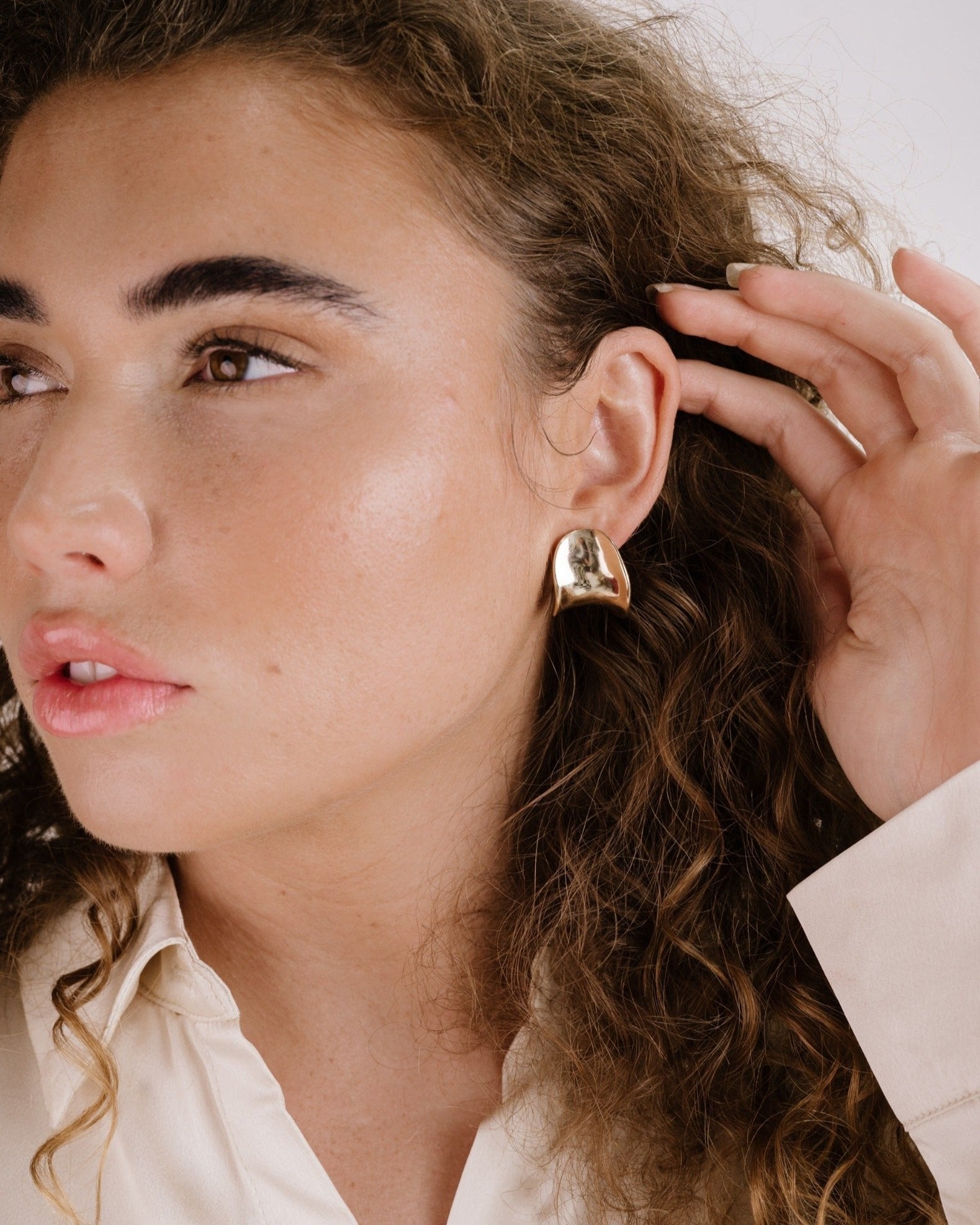 Curved Stud Earrings