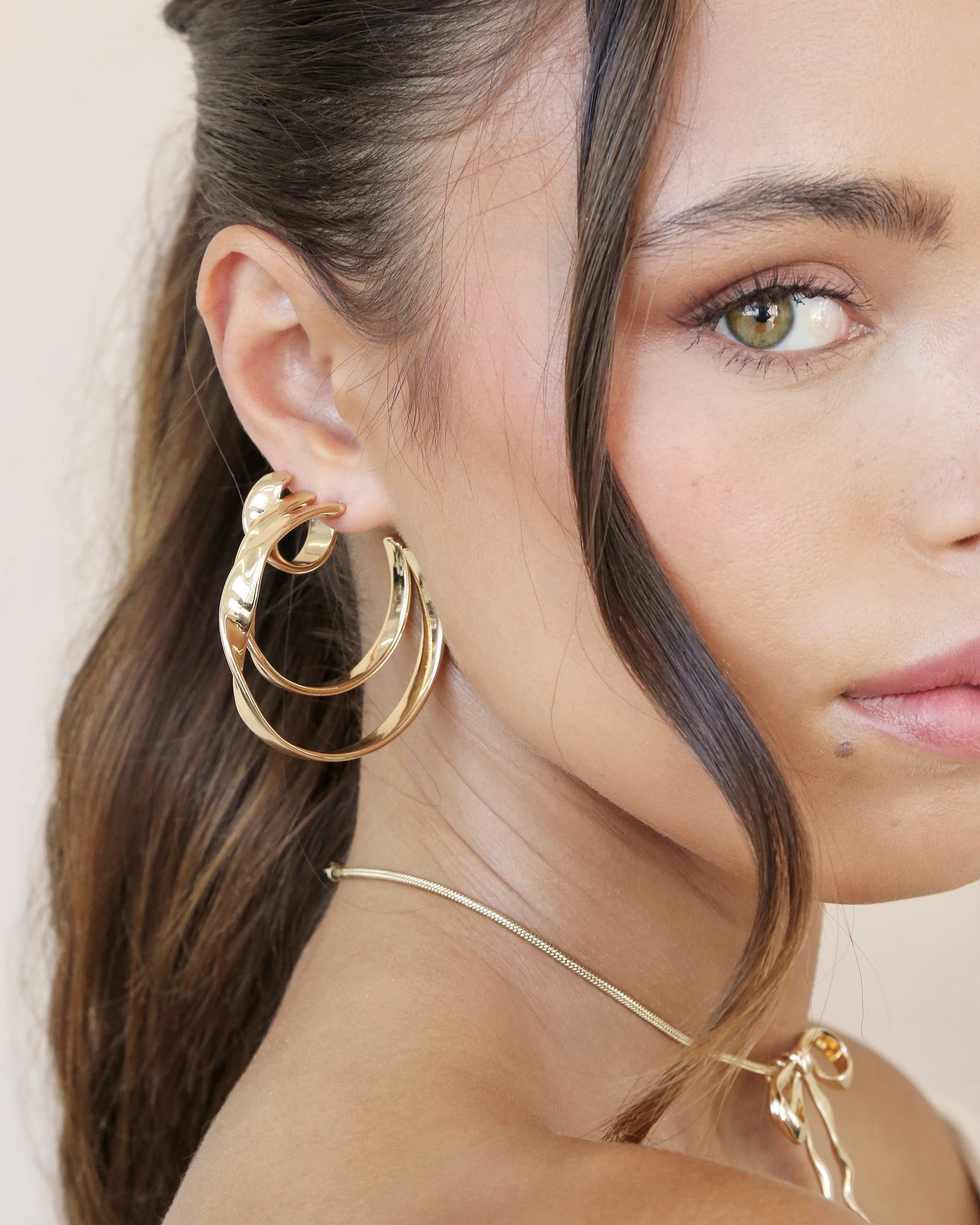 Heirloom Twist Large Hoops