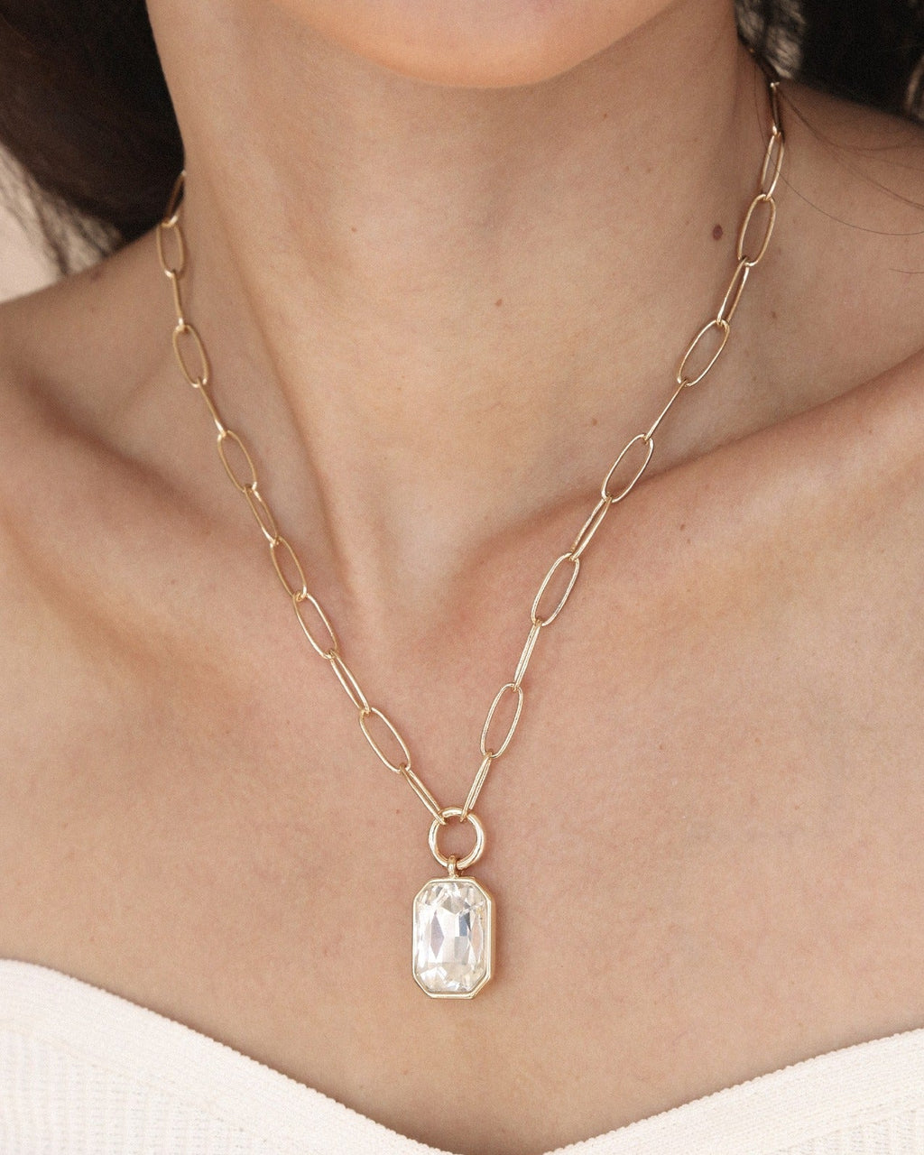 Deco Pendant Necklace