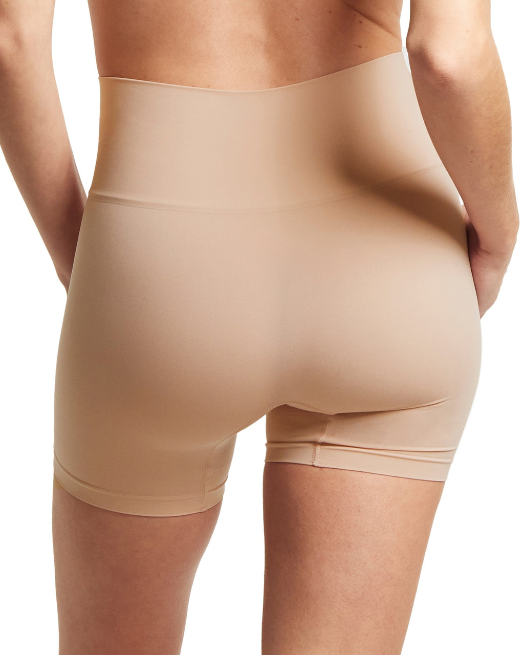 Bodyâ„?High Rise Bike Short Chai