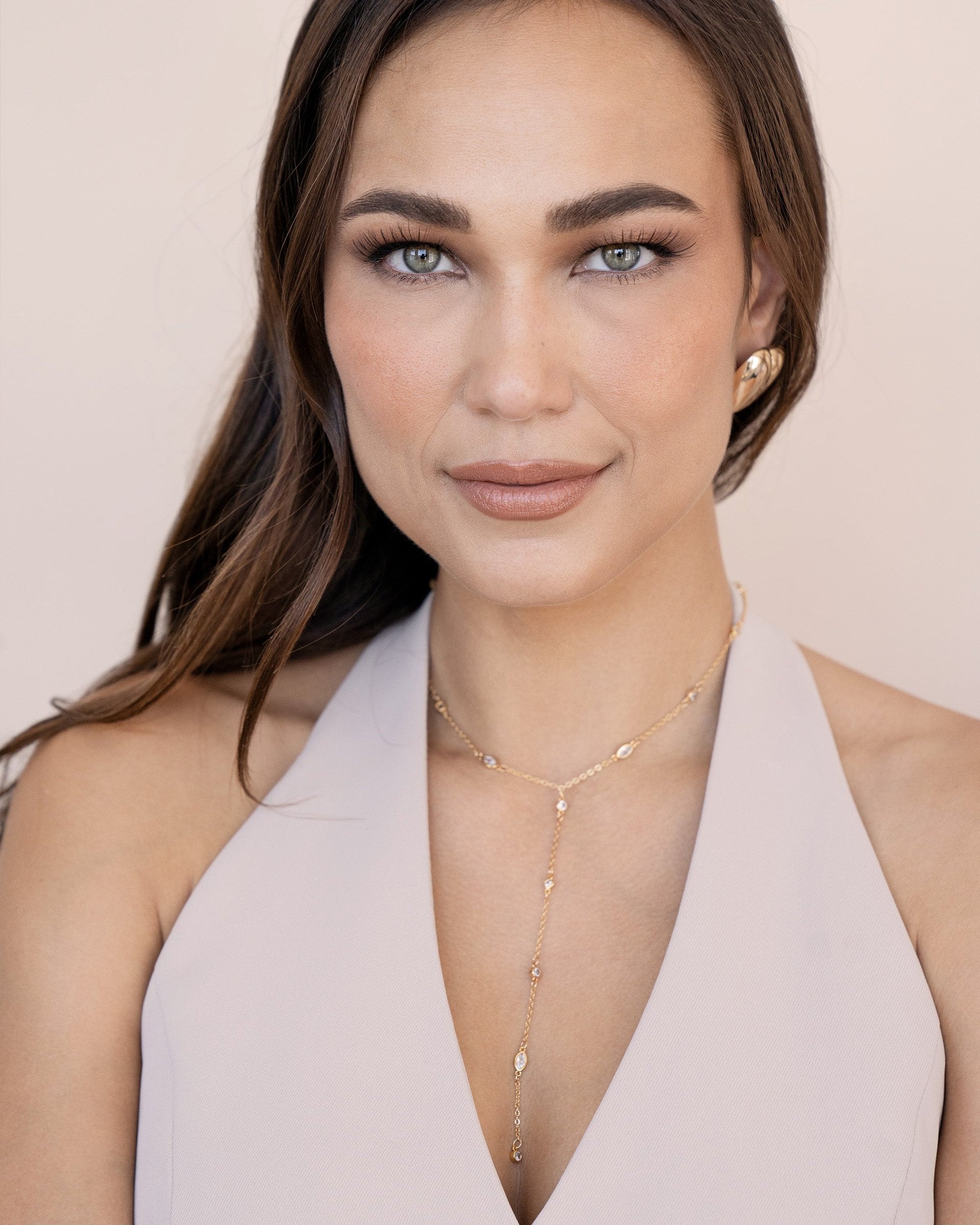 Simple Statement Crystal Dotted Lariat